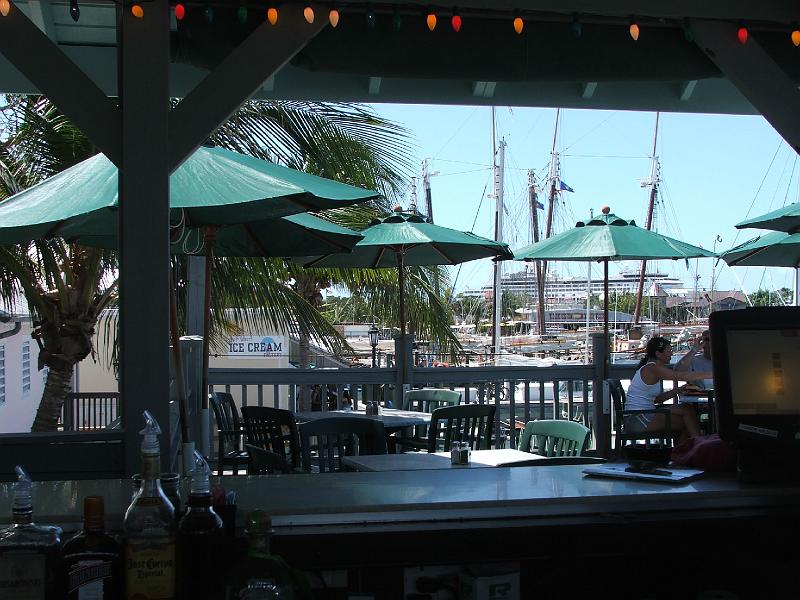 DSCF2235.JPG - After seeing the Flagler Museum, we went out to the dock on the end of Key West and climbed to the open 2nd-story bar overlooking the marina.
